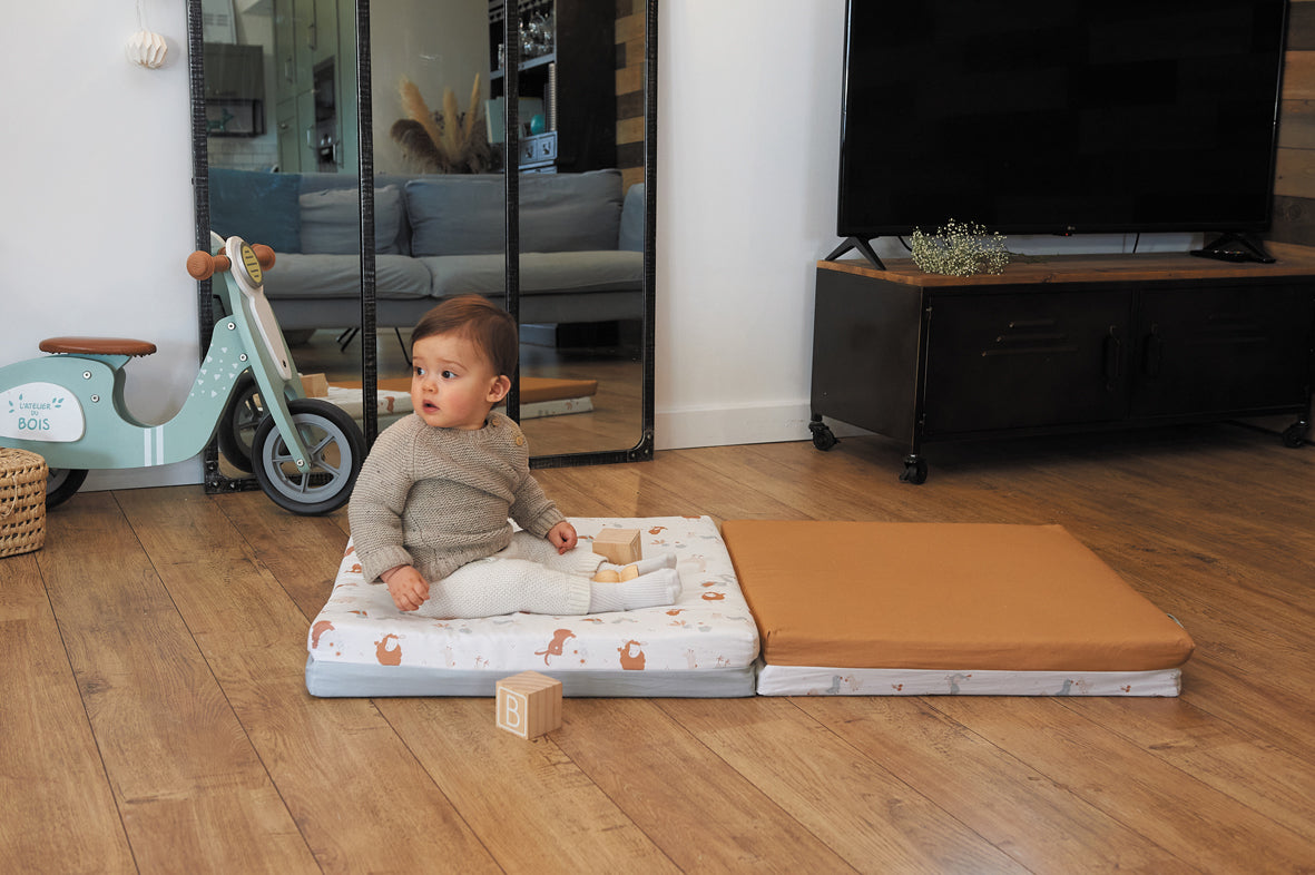 Smart Mat 3 In 1 - Play Mat, Movable Mattress And Barbaron, Small Farmer Tineo