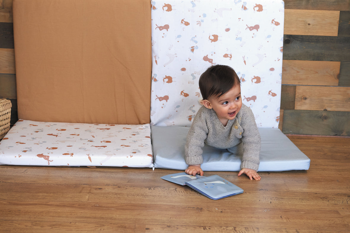 Smart Mat 3 In 1 - Play Mat, Movable Mattress And Barbaron, Small Farmer Tineo