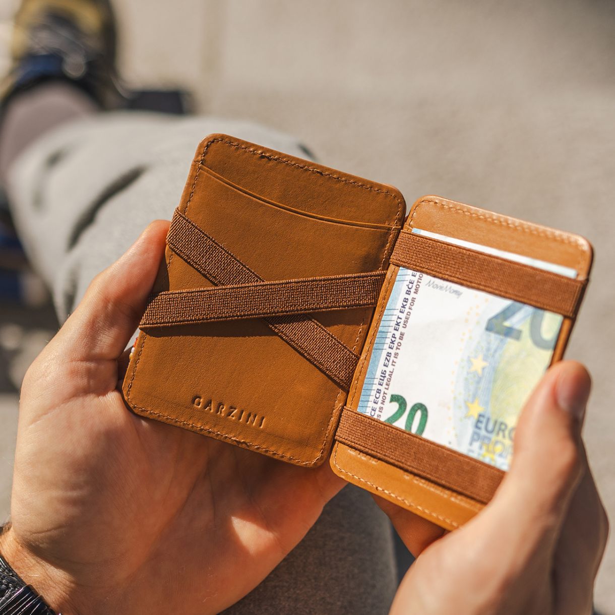 Πορτοφόλι Urban Magic σε χρώμα κονιάκ