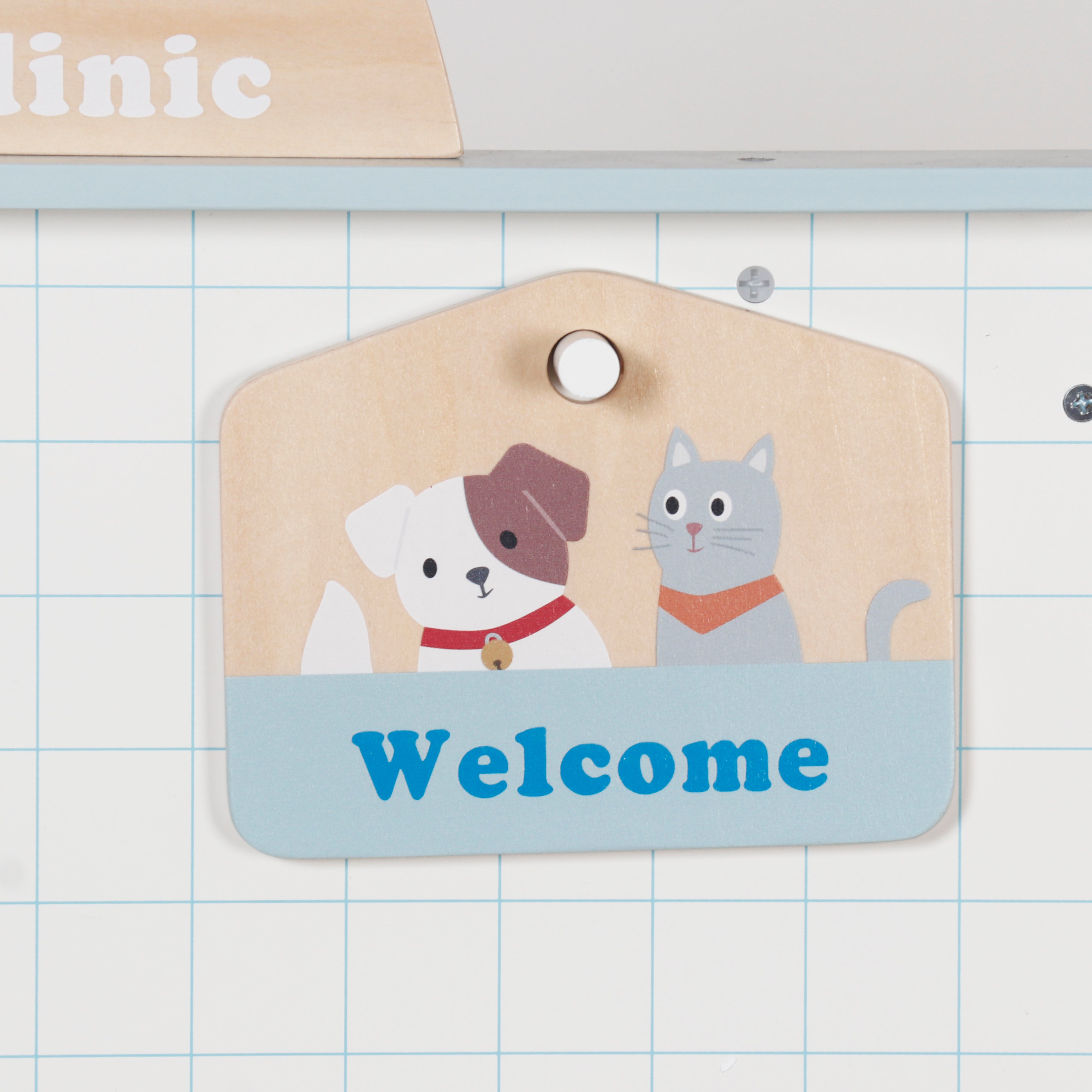 Παιχνίδι Κτηνιατρικής Κλινικής για Παιδιά GINGER HOME – Ξύλινο Κτηνιατρικό Κέντρο με Αξεσουάρ και Λούτρινο Σκυλάκι, 89×57×30 cm