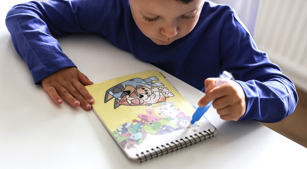 Bluey Hardcover Water Drawing Book