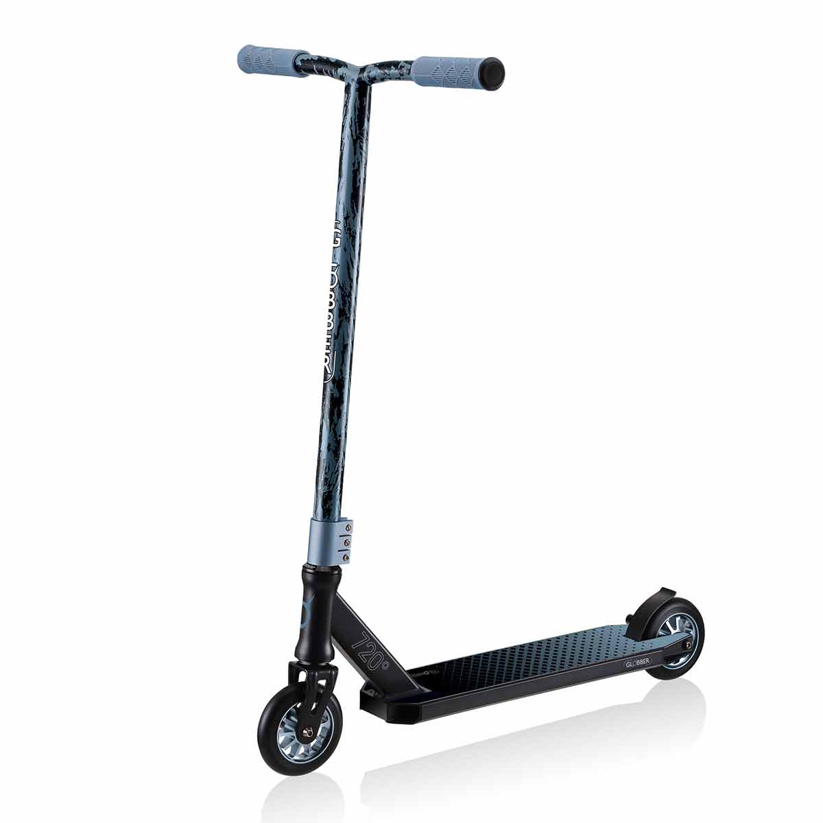 Globber GS 720 freestyle και jumping scooter - μαύρο/μπλε