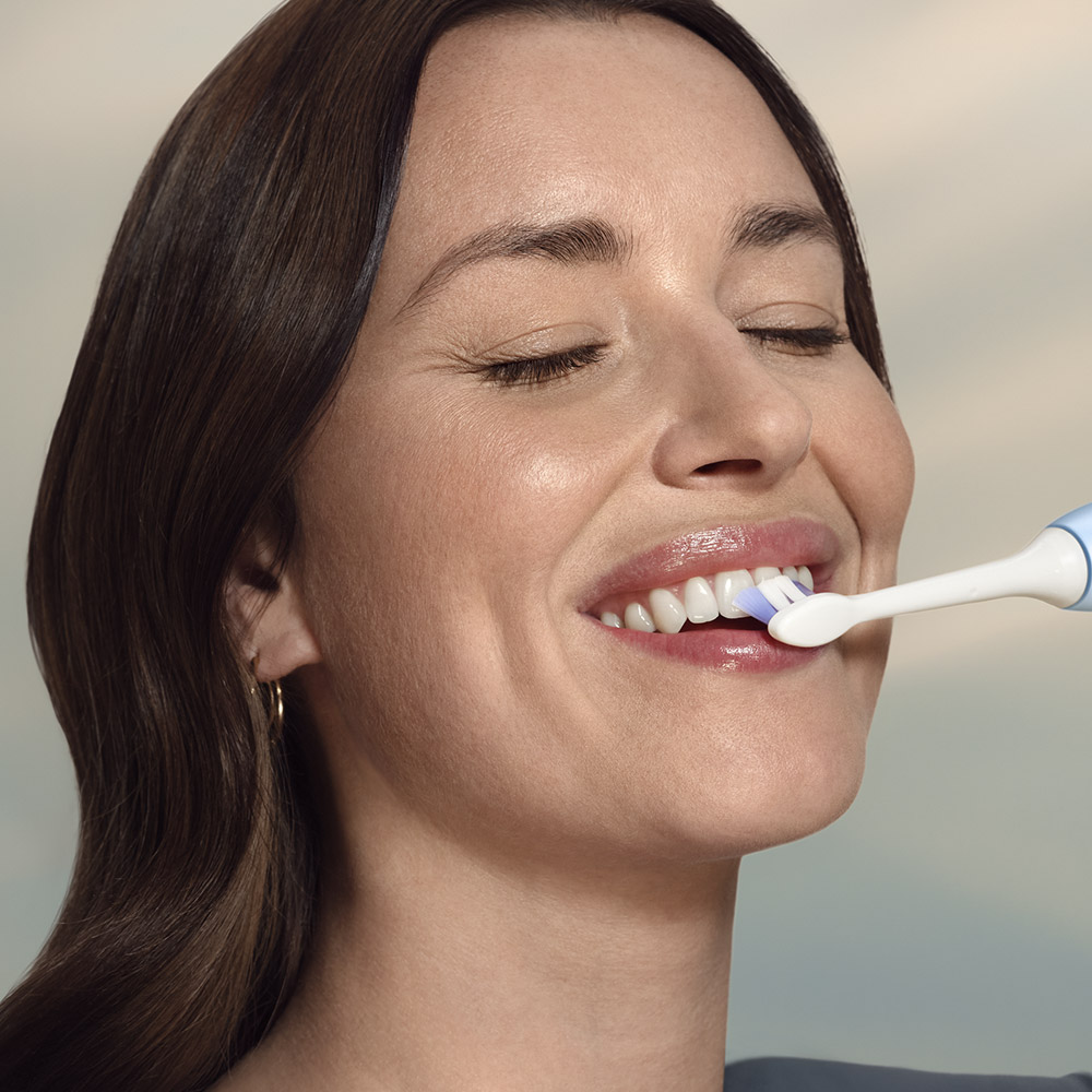 Ηλεκτρική οδοντόβουρτσα Philips Sonicare HX7406/01 σειρά 6100 με τεχνολογία ήχου επόμενης γενιάς, 2 λειτουργίες, 3 εντάσεις, αισθητήρα πίεσης φωτός, κεφαλή S2 Sensitive