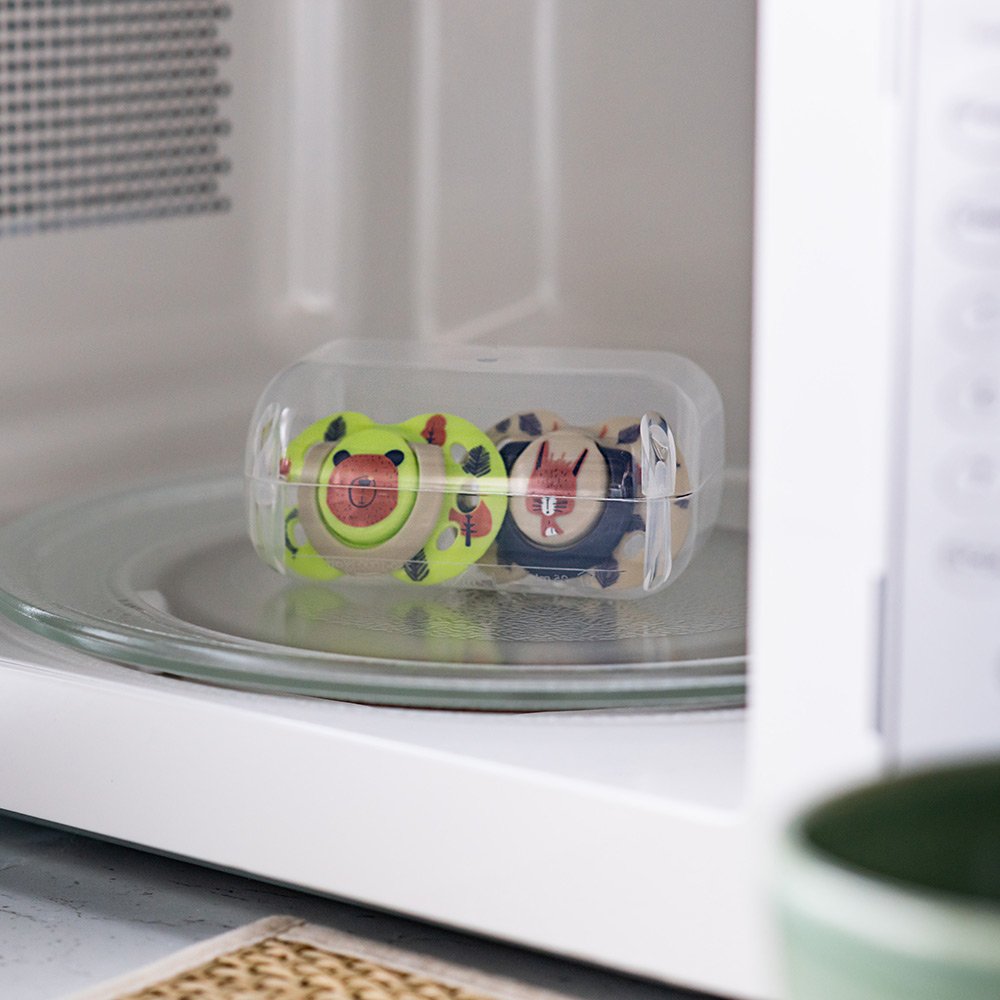 Σετ των 2 Tommee Tippee FUN FRIENDS Ορθοδοντικές Πιπίλες με Θήλα Σιλικόνης, 6-18m, Διακόσμηση Fun Shield, σε κουτί αποστείρωσης