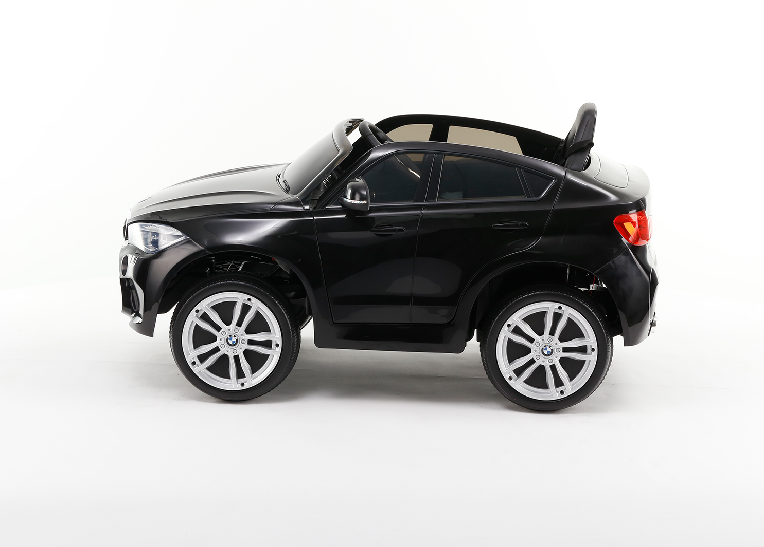 Акумулаторна кола licensed BMW X6M Black