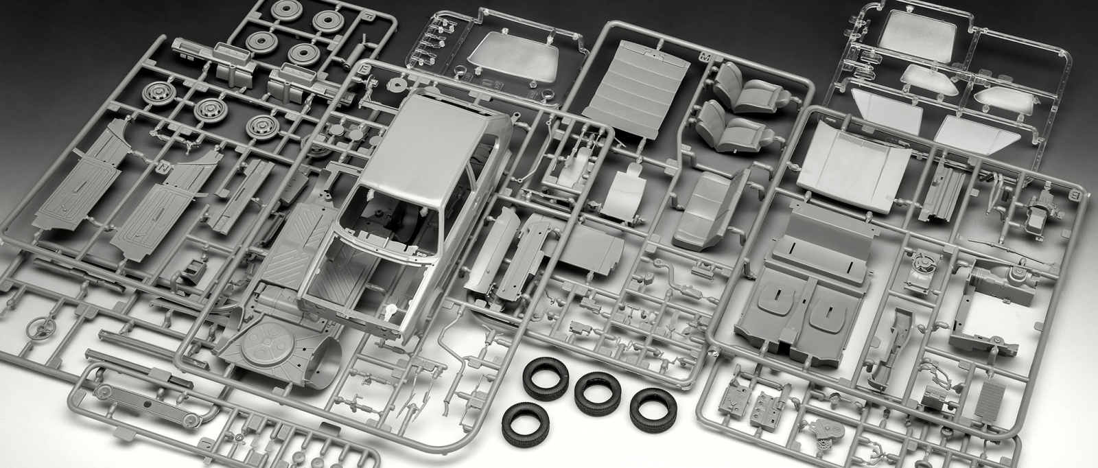 Μοντέλο συναρμολόγησης, Revell, Σετ δώρου 50 χρόνια VW Golf 1 GTi, 121 ανταλλακτικά