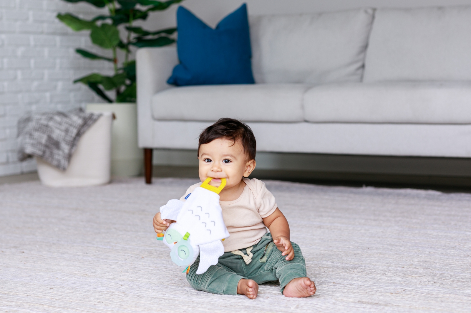 Μαλακό παιδικό παιχνίδι με αισθήσεις, Infantino, Κουκουβάγια που λάμπει στο σκοτάδι