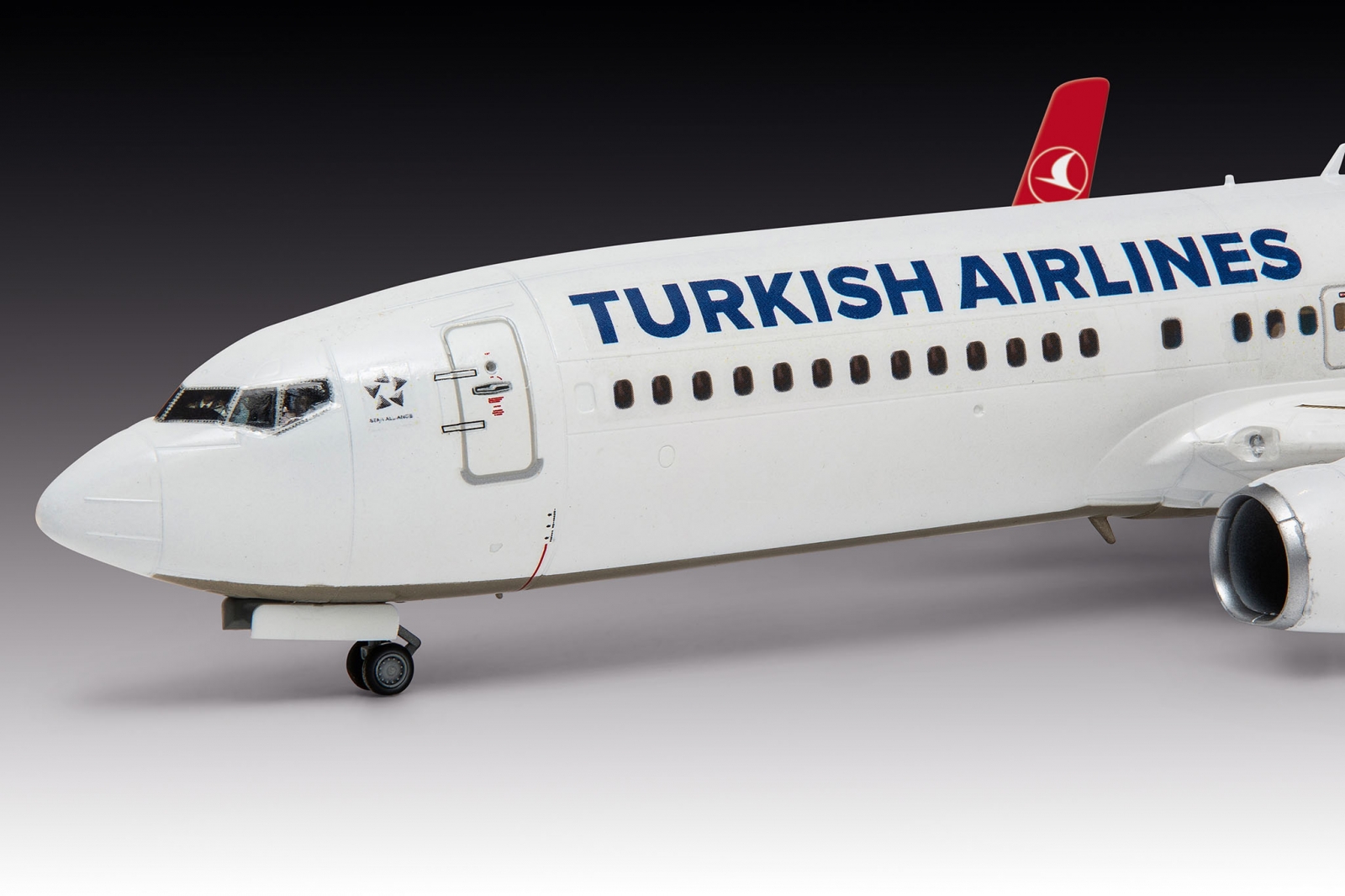 Μοντέλο συναρμολόγησης, Revell, Αεροπλάνο, Boeing 737-800 Turkish Airlines, 63 ανταλλακτικά